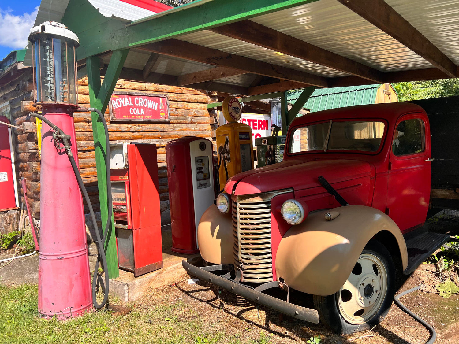 Come see our vintage truck, car and gas pumps memorabilia at Appalachian Log Cabins Lodging at Seneca Rocks, West Virginia. 